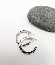 Load image into Gallery viewer, Small Cindi Hoops